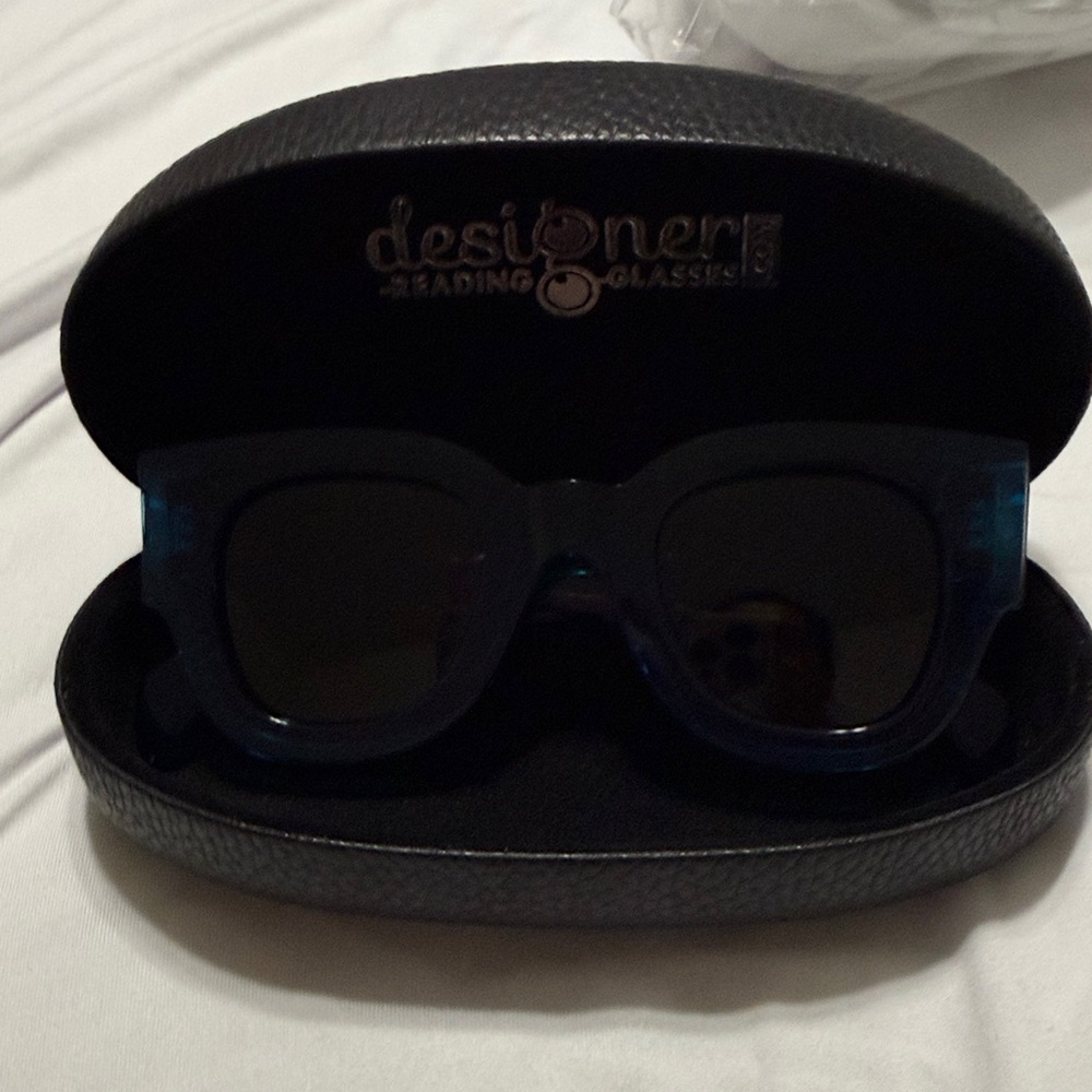 Celine Teal Sunglasses - Picture 8 of 8